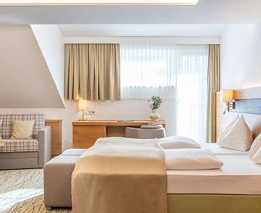 Doppelzimmer Komfort 125 min Doppelzimmer Komfort 125 min