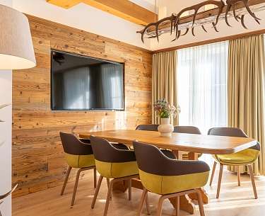 Suite Nockstein I Wohnbereich 205 min Suite Nockstein I Wohnbereich 205 min